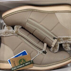 White Mountain Fur Lined Women's Boots 'Taurus' Sand, Size 8.5 Wide Width, NIB